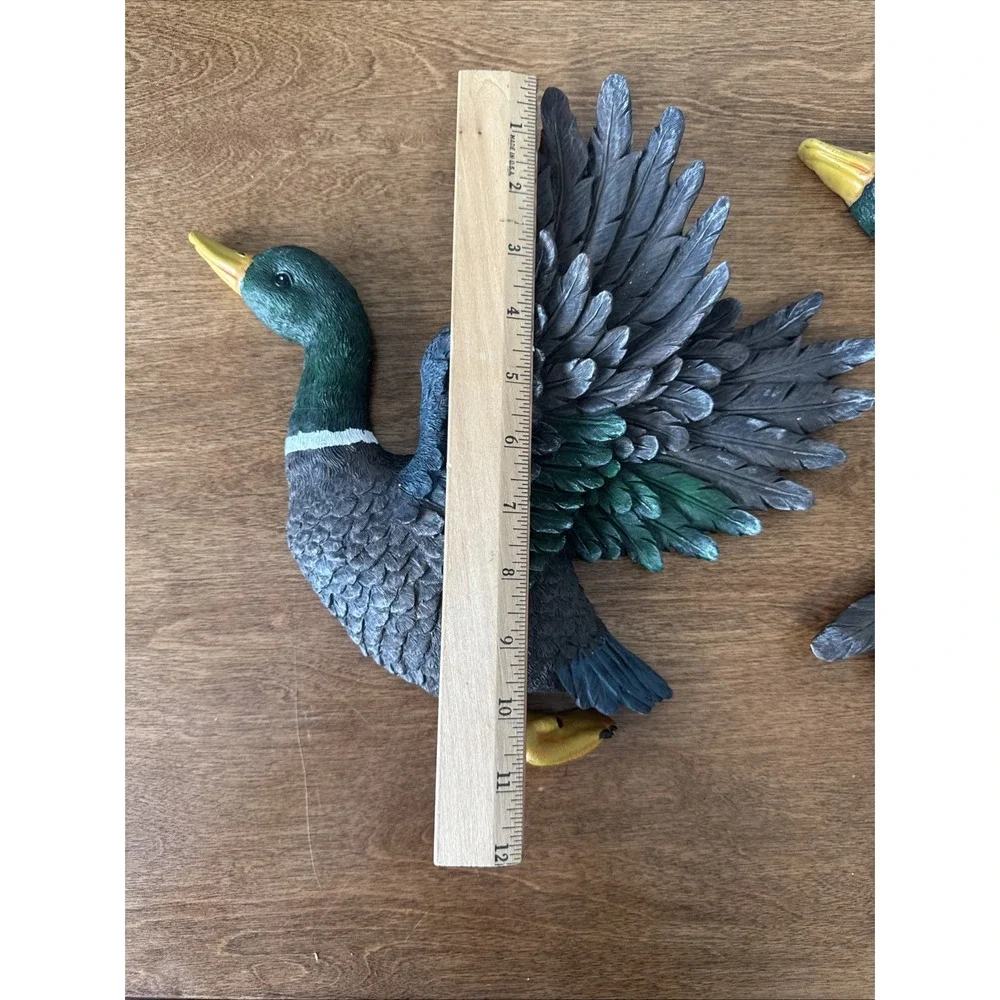 Vintage Resin Mallard Ducks On Flight Wall Hanging Decor 3D